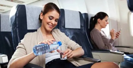 上飞机为什么不能带水？