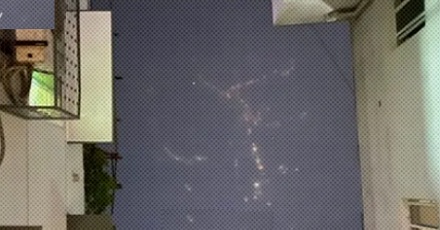 夜空里为什么会倒映出城市 CBD 的地图？