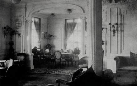 为啥泰坦尼克号是「邮轮」而不是「游轮」？