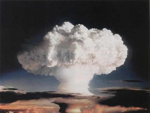 日本是世界上唯一遭受过原子弹打击的国家
