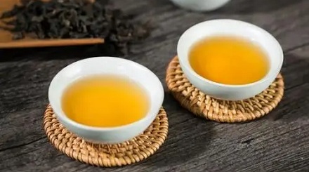茶和咖啡哪个毒性大？