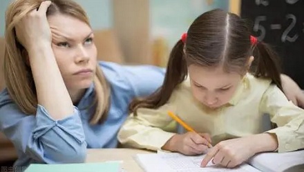 “作业情绪”对年轻妈妈的负面影响有多大？