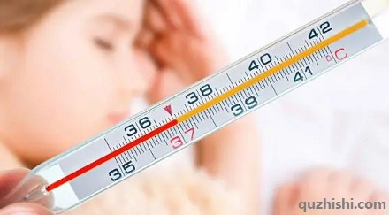 人的正常体温是恒定不变的吗？